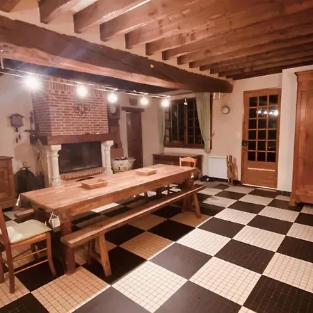 Holiday home Longere Normande, Parc, Piscine. Montchevrel