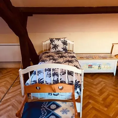 Holiday home Longere Normande, Parc, Piscine. Montchevrel