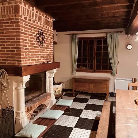 Holiday home Longere Normande, Parc, Piscine. Montchevrel